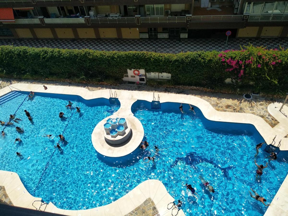 Apartamento Ronda 4 Boliches Primera Linea De Playa ฟูเอนฮิโรลา ภายนอก รูปภาพ