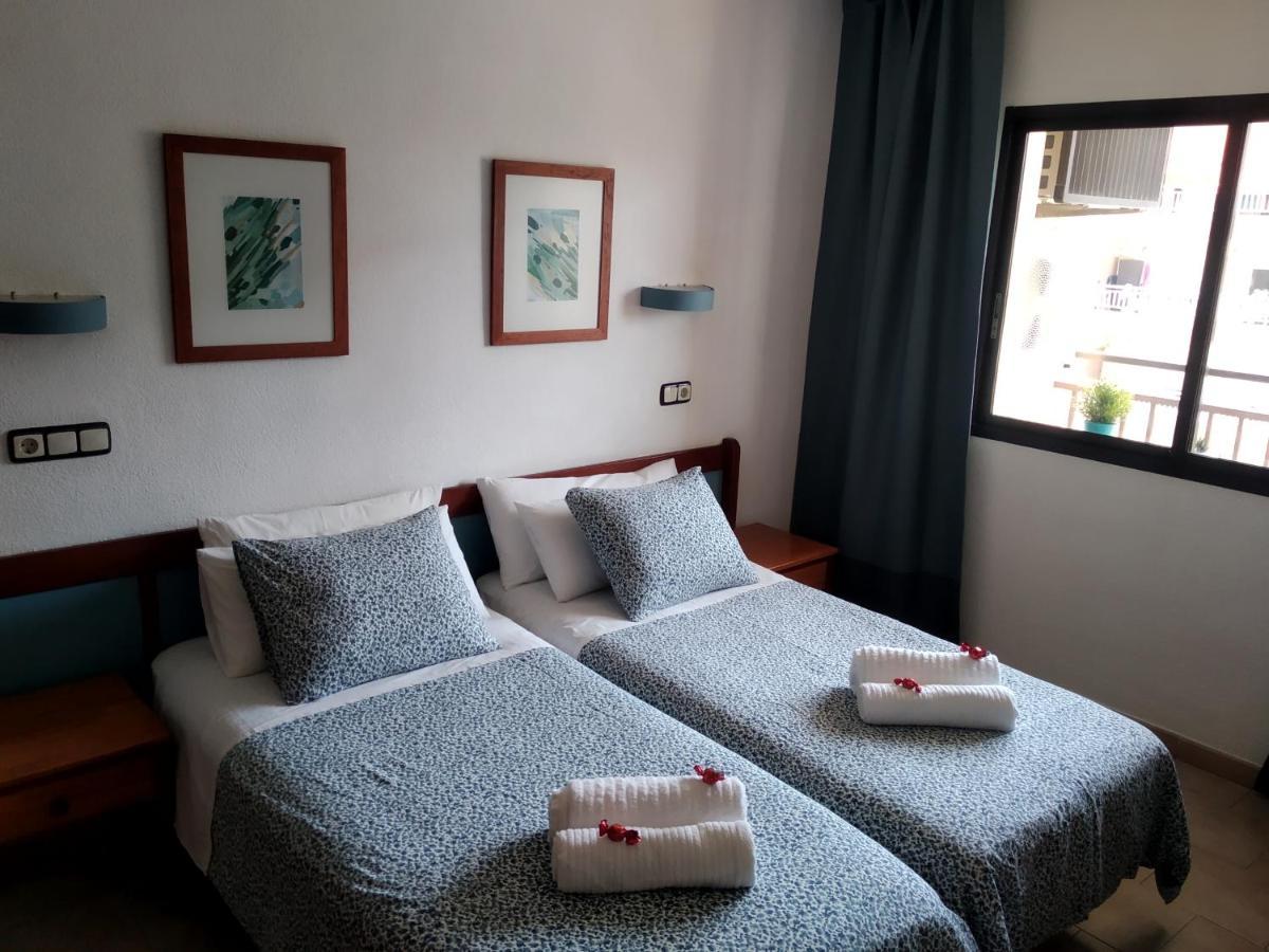 Apartamento Ronda 4 Boliches Primera Linea De Playa ฟูเอนฮิโรลา ภายนอก รูปภาพ