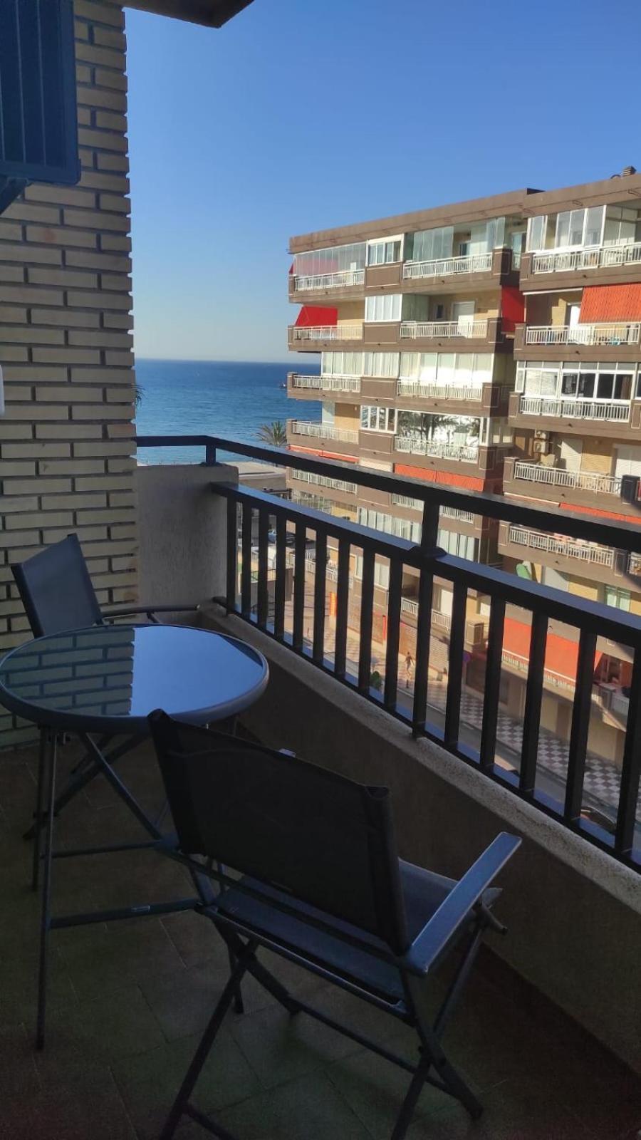 Apartamento Ronda 4 Boliches Primera Linea De Playa ฟูเอนฮิโรลา ภายนอก รูปภาพ
