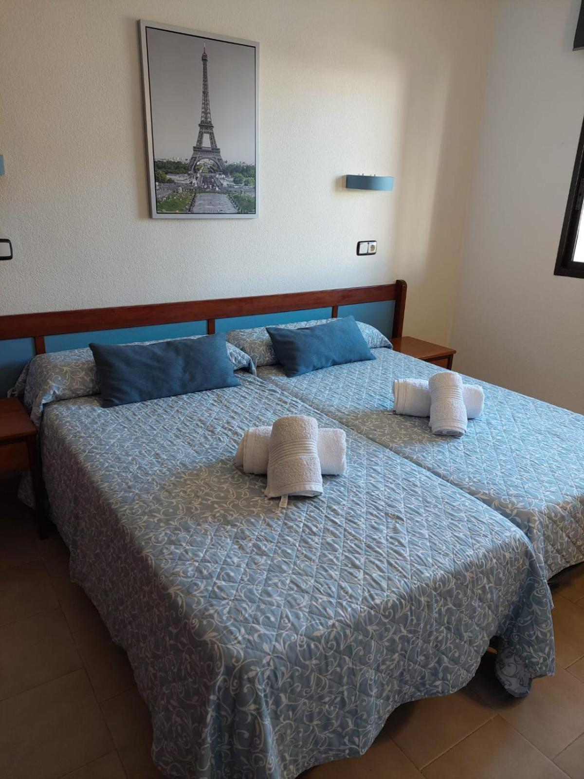 Apartamento Ronda 4 Boliches Primera Linea De Playa ฟูเอนฮิโรลา ภายนอก รูปภาพ